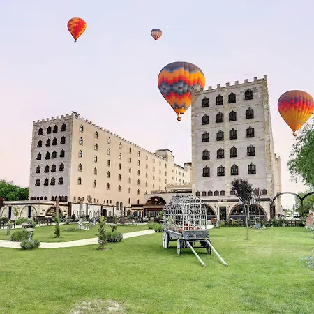 Suhan Cappadocia & Отель Аванос